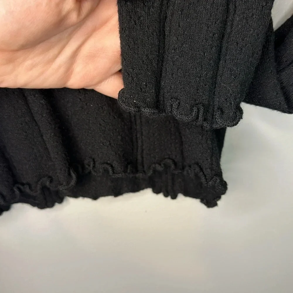 Kendall & Kylie Cropped Long Sleeve Sweater Size S